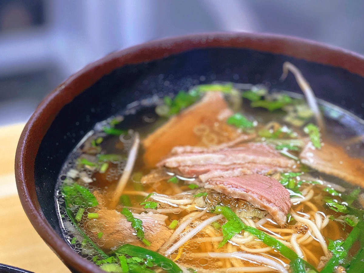 [ 桃園食記 ] 鼎新鵝肉飯玉里麵中原店 中壢火車站美食