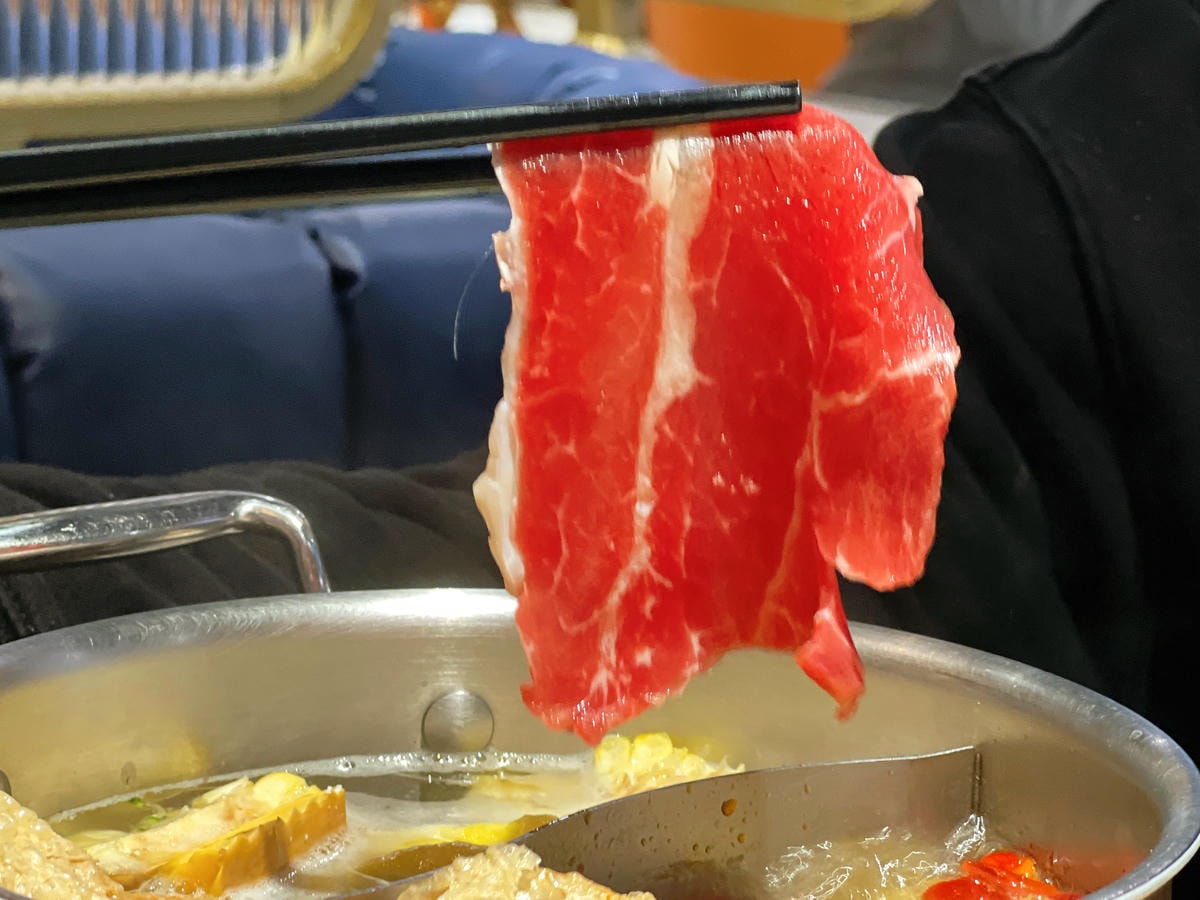 [ 桃園食記 ] 中壢區大園區青埔高鐵特區 茶自點環球