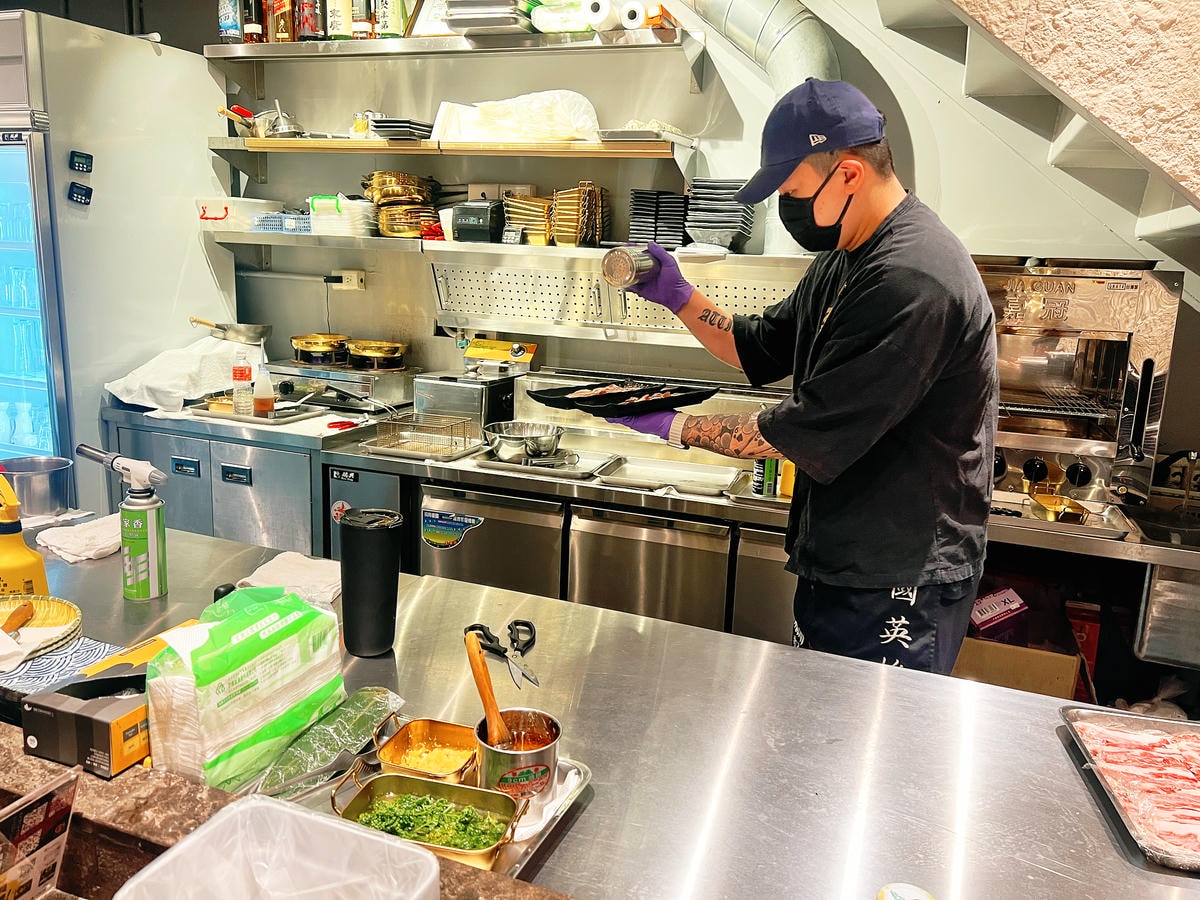 [ 桃園食記 ] 中壢區大園區青埔高鐵特區 金炭火燒肉