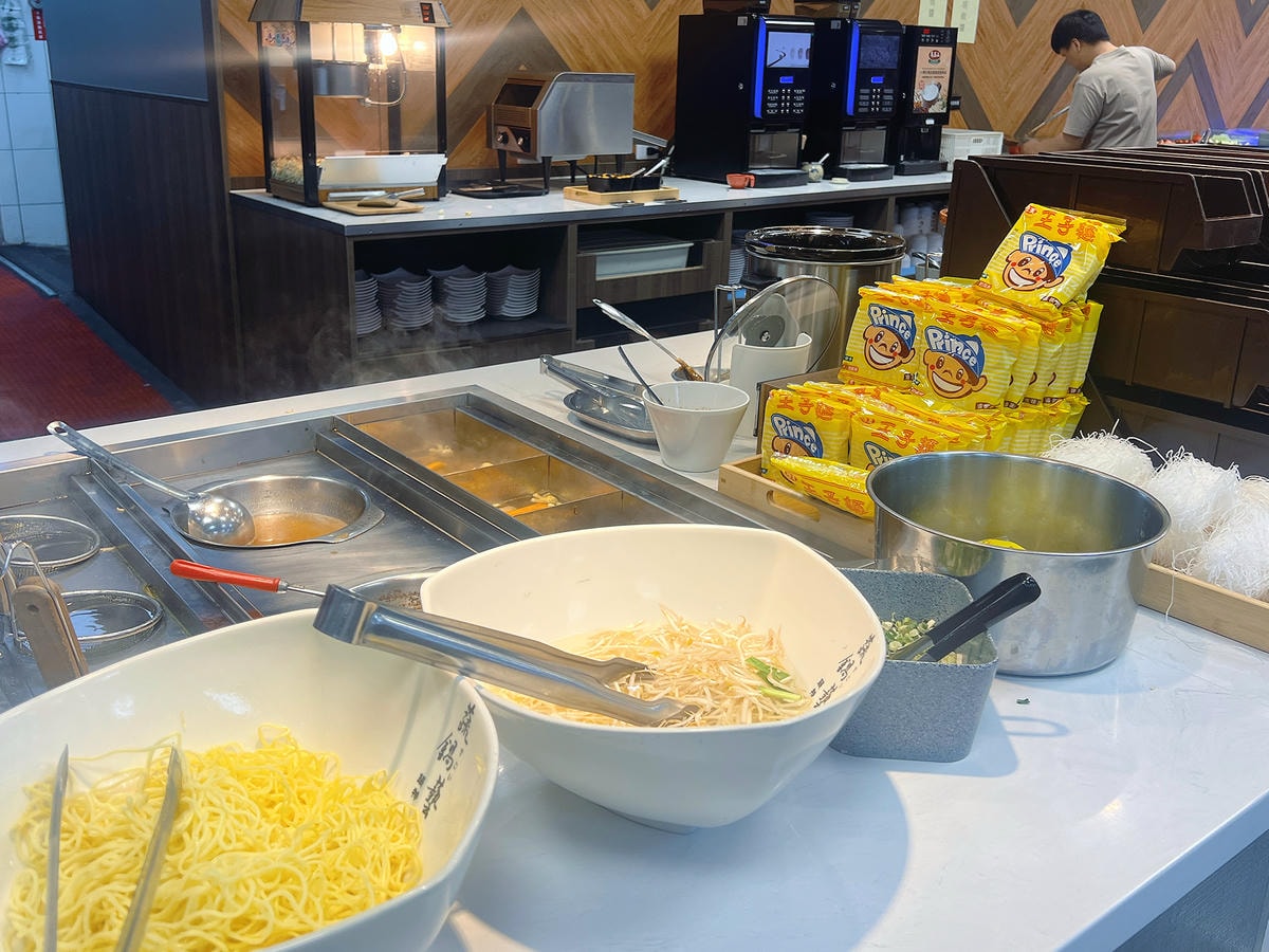 [ 桃園食記 ] 饗厚牛排-桃園店 399元自助吧吃到飽