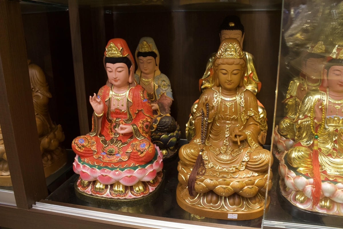 [ 佛具推薦 ] 聖靈光佛具 台北老字號佛具店推薦 神