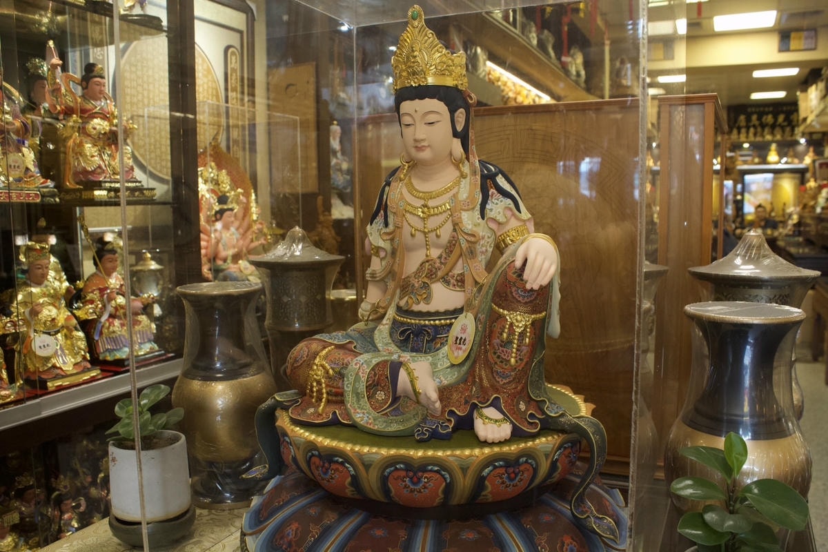 [ 佛具推薦 ] 聖靈光佛具 台北老字號佛具店推薦 神