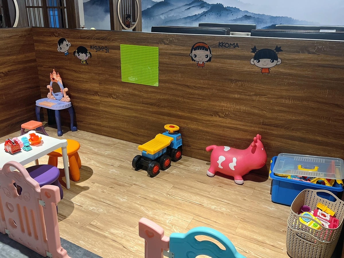 [ 桃園食記 ] 力二帝王蟹鍋物放題桃園店 桃園帝王蟹吃