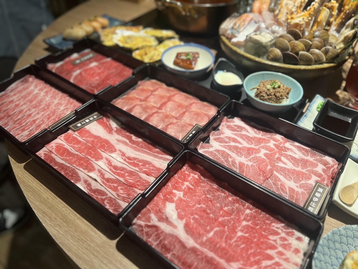 [ 桃園食記 ] 力二帝王蟹鍋物放題桃園店 桃園帝王蟹吃
