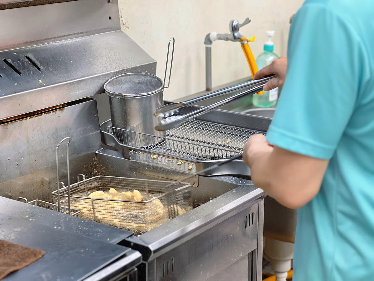 [ 桃園食記 ] 炸綺來鹹酥雞 桃園中正店桃園特色甜不辣吃