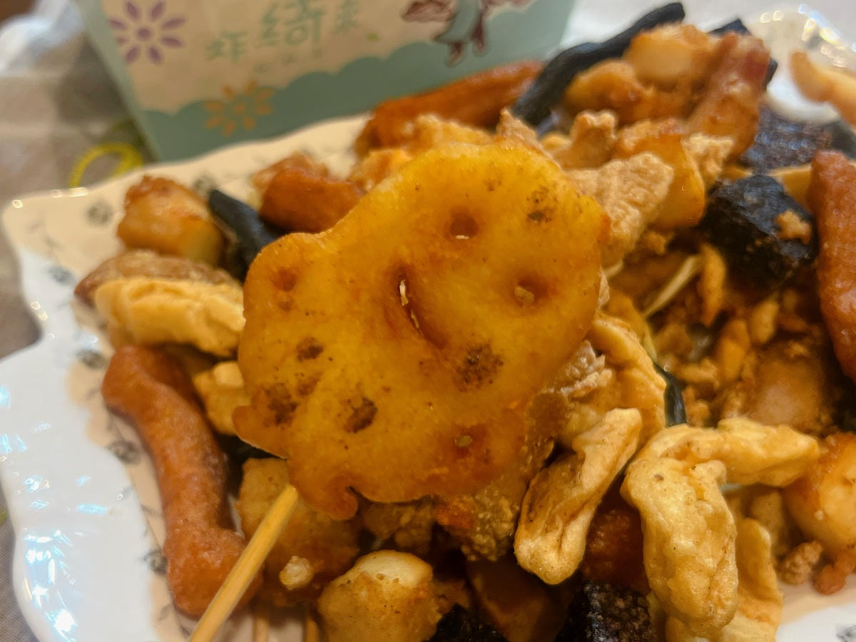 [ 桃園食記 ] 炸綺來鹹酥雞 桃園中正店桃園特色甜不辣吃