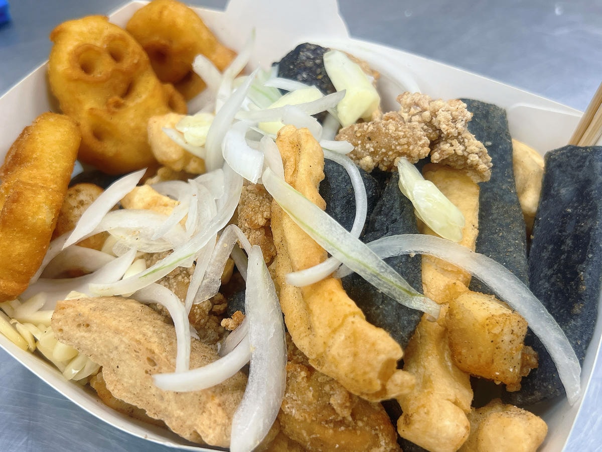 [ 桃園食記 ] 炸綺來鹹酥雞 桃園中正店桃園特色甜不辣吃