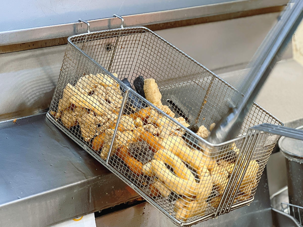 [ 桃園食記 ] 炸綺來鹹酥雞 桃園中正店桃園特色甜不辣吃