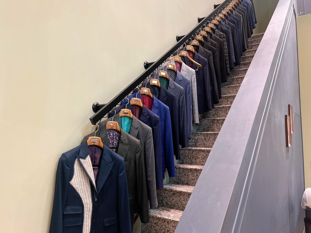 [ 西服推薦 ] ElegaZzle-EZ西服桃園形象概念館