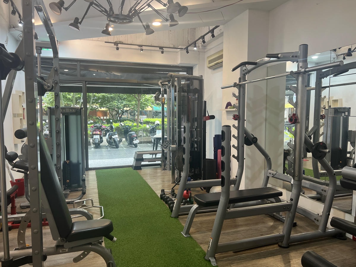 [ 一對一健身教練 ] TOP GYM運動空間 桃園一對
