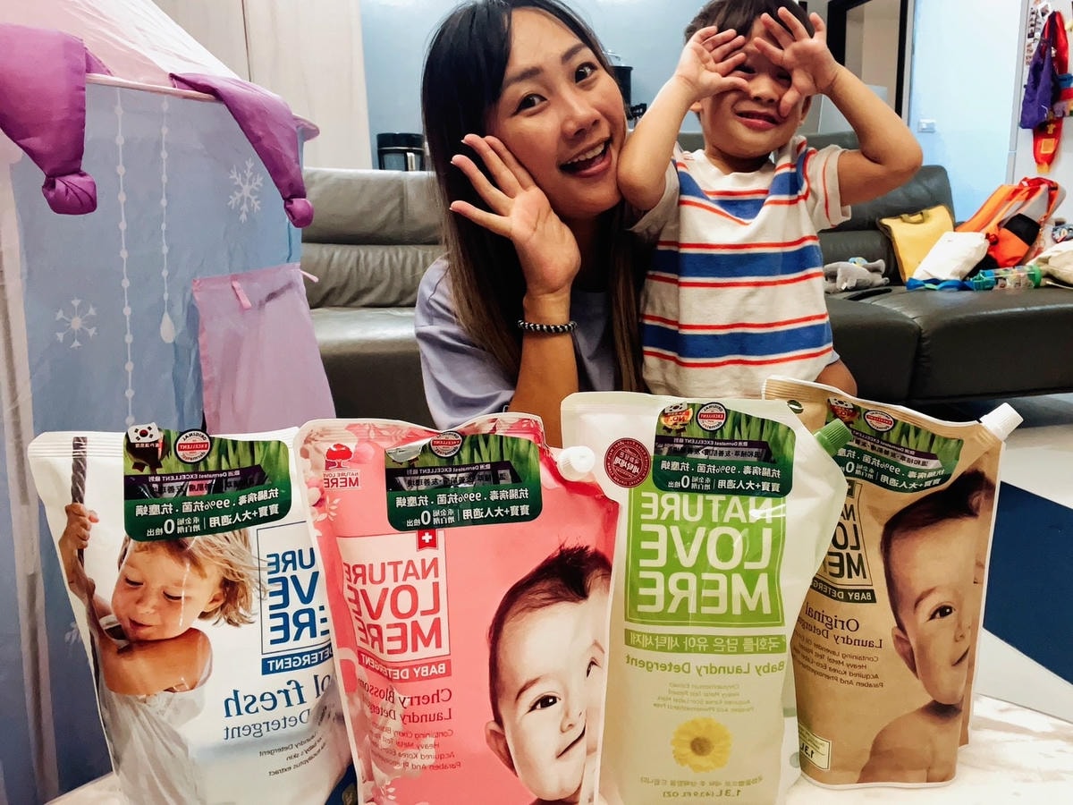 林貝兒 X NATURE LOVE MERE的洗衣精系列,對於剛出生的小寶寶,選擇這樣的洗衣精能讓他們穿著更舒適,減少因皮膚刺激引起的不適感。