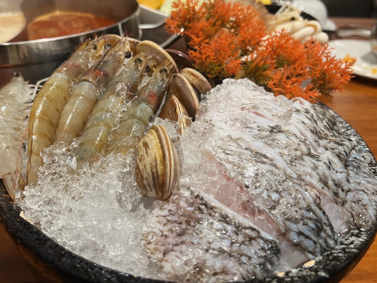 [ 桃園食記 ] 蒸煮流胡椒豬肚雞鍋桃園好喝胡椒豬肚雞推薦