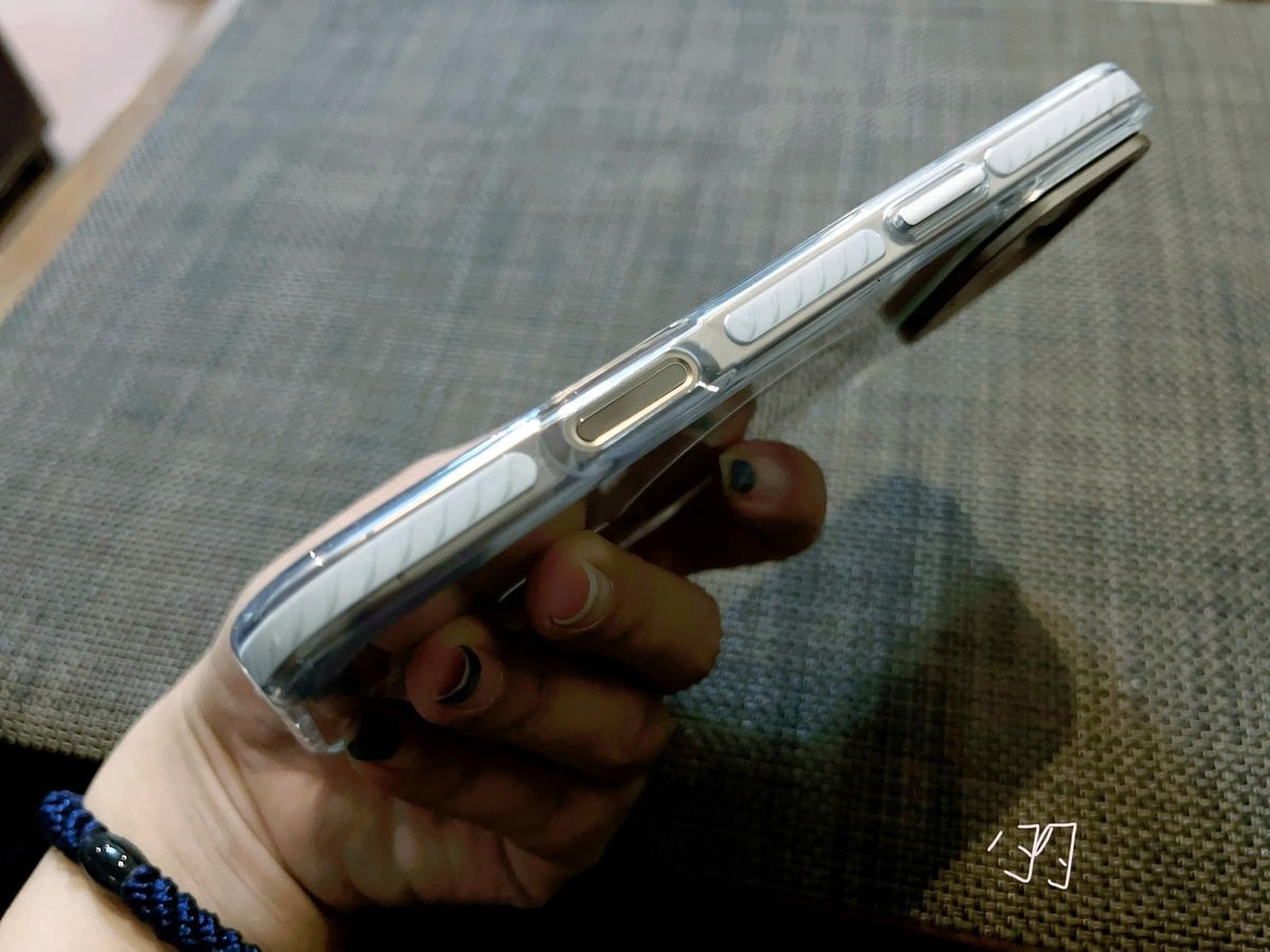 [ 手機殼開箱 ] MONOCOZZI iPhone 16系