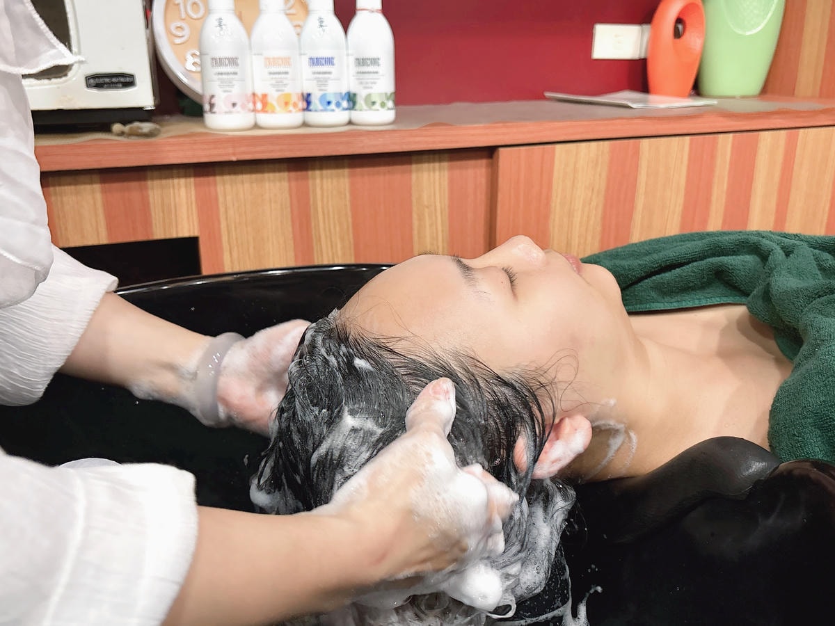 [ 台北洗髮推薦 ] 享悅漫活 三民店台北夜間洗髮分享 