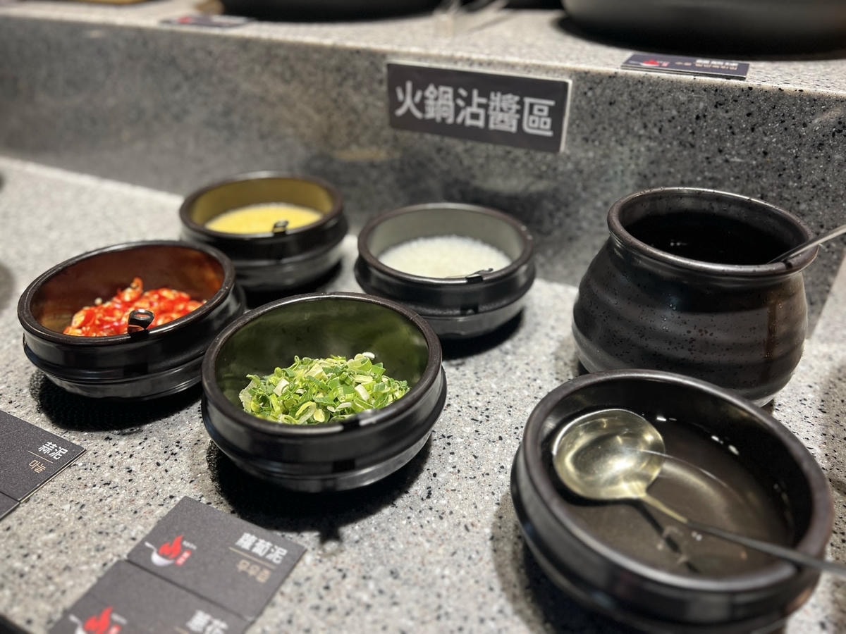 [ 桃園食記 ] 甩鍋雞볶찜韓式炒雞吃到飽-桃園ATT店 