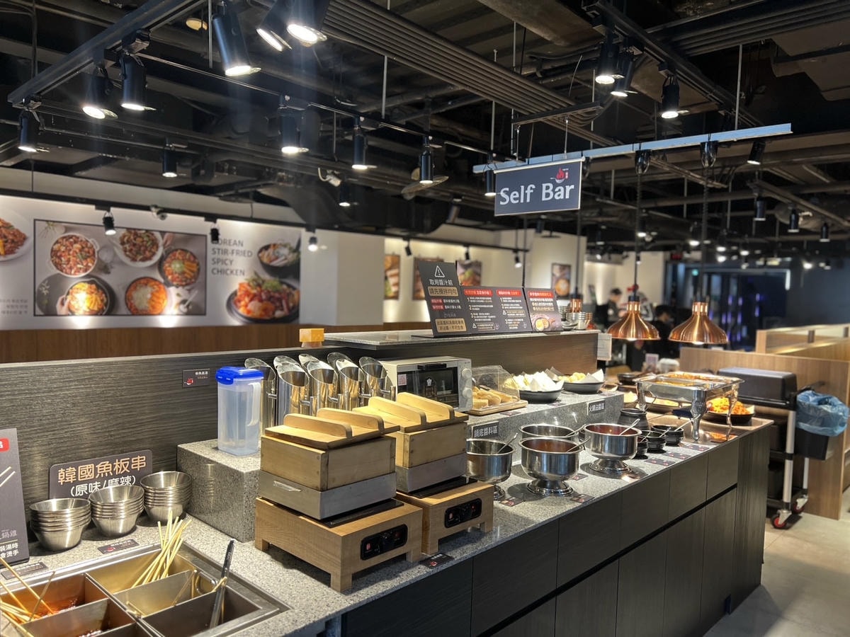 [ 桃園食記 ] 甩鍋雞볶찜韓式炒雞吃到飽-桃園ATT店 