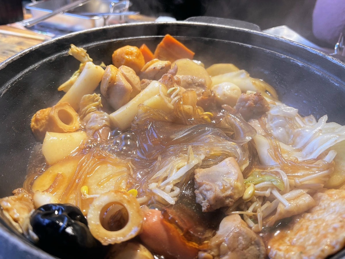 [ 桃園食記 ] 甩鍋雞볶찜韓式炒雞吃到飽-桃園ATT店 