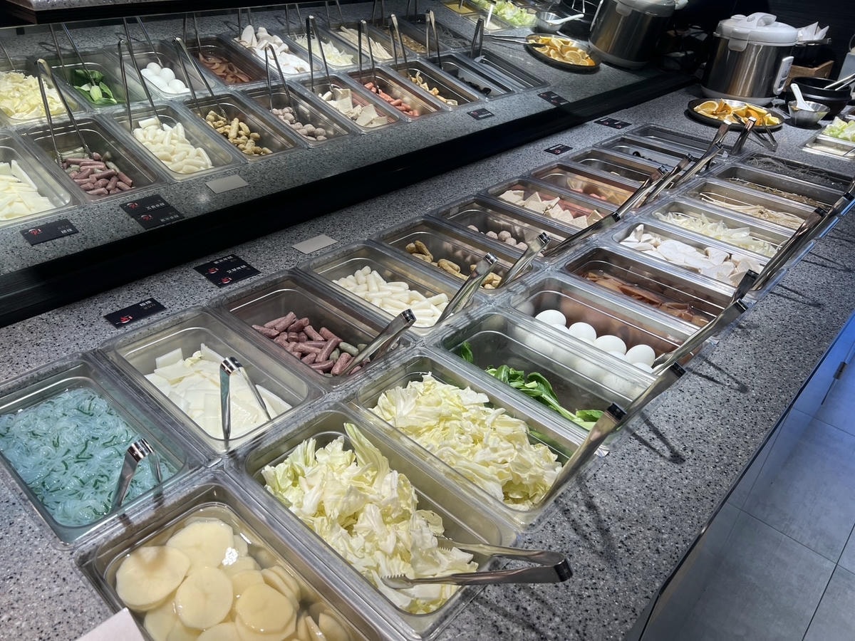 [ 桃園食記 ] 甩鍋雞볶찜韓式炒雞吃到飽-桃園ATT店 