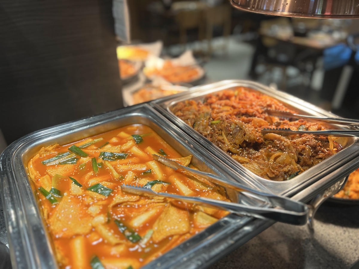 [ 桃園食記 ] 甩鍋雞볶찜韓式炒雞吃到飽-桃園ATT店 