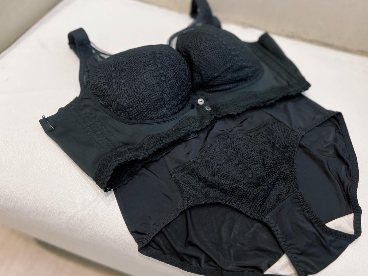 [ 內衣分享 ] 告別走鐘胸型!妮妮內衣門市試穿心得:一對一