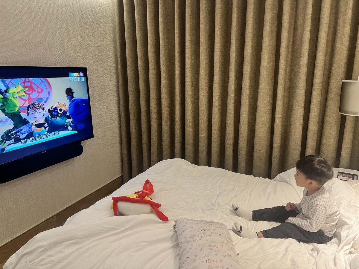 [ 桃園住宿 ] i hotel電競時租旅館 近桃園機場捷