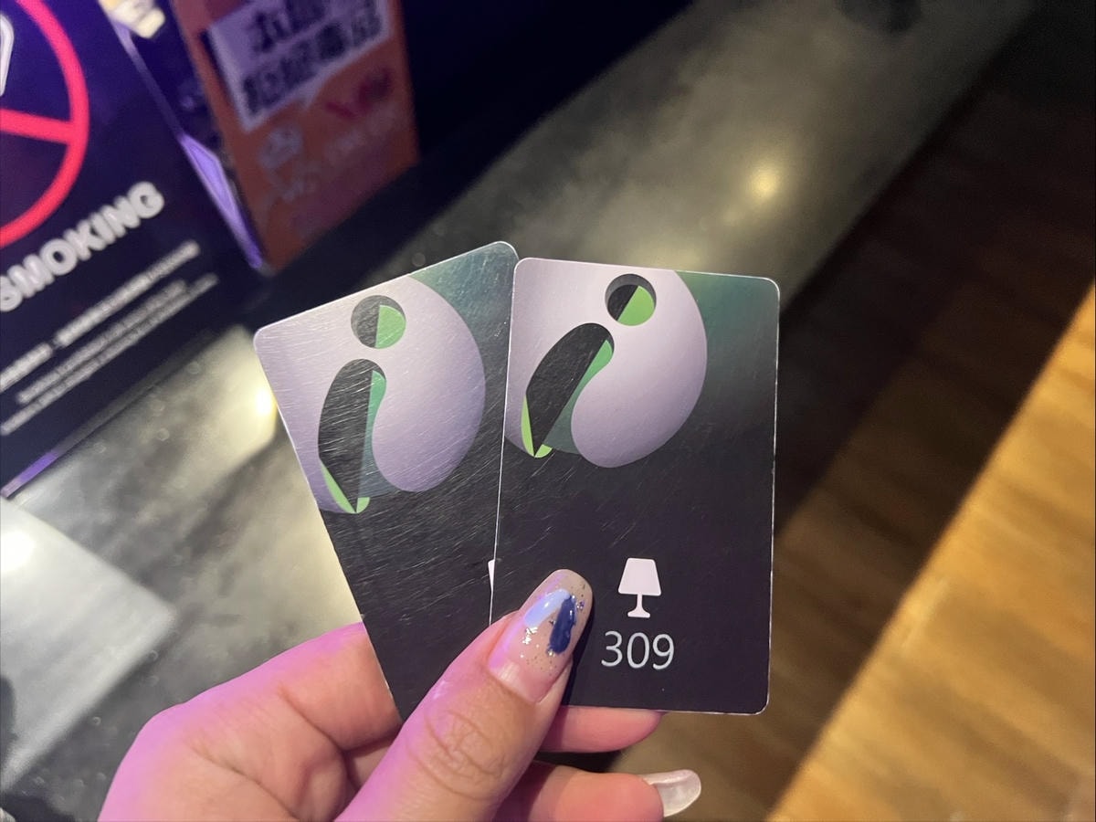 [ 桃園住宿 ] i hotel電競時租旅館 近桃園機場捷