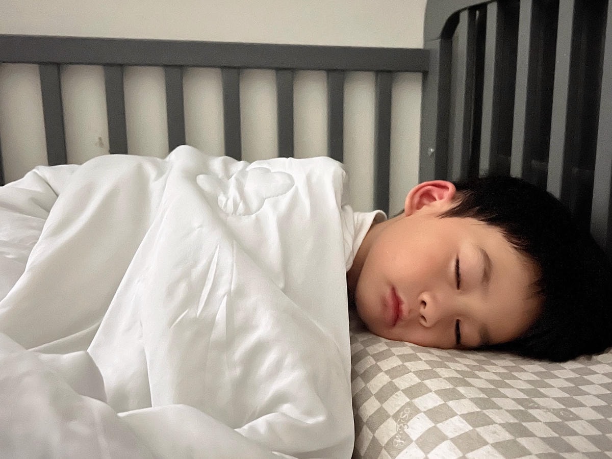 [ 寢具分享 ] 枕好睡 北極涼感被涼感被開箱 輕薄方