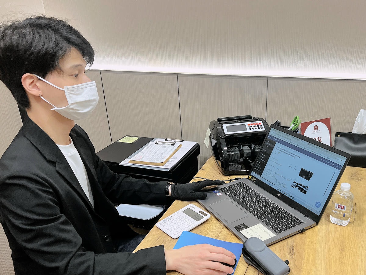 [ 二手精品店開箱 ] REBUY 蕊桃園二手精品推薦估