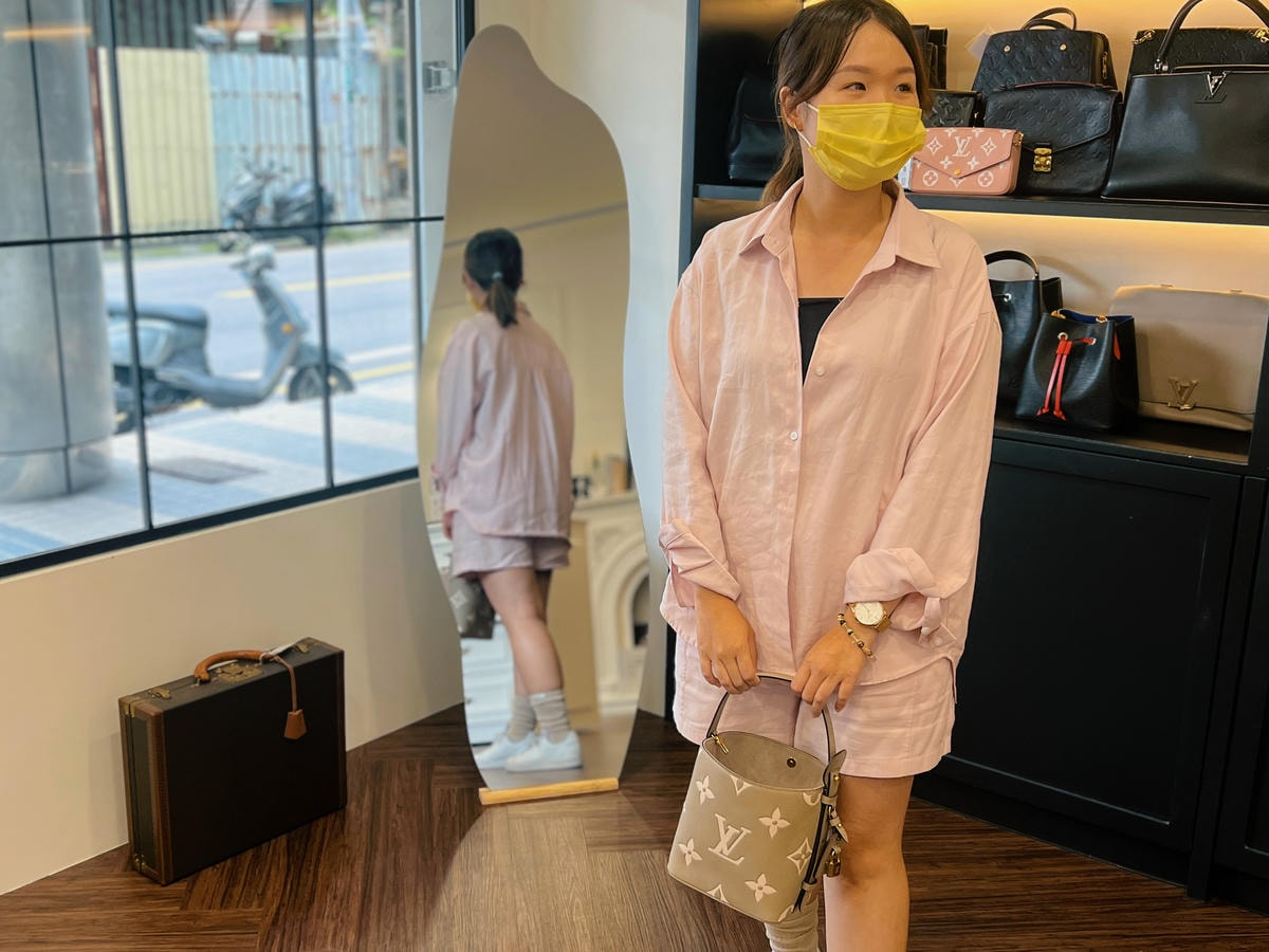 [ 二手精品店開箱 ] REBUY 蕊桃園二手精品推薦估