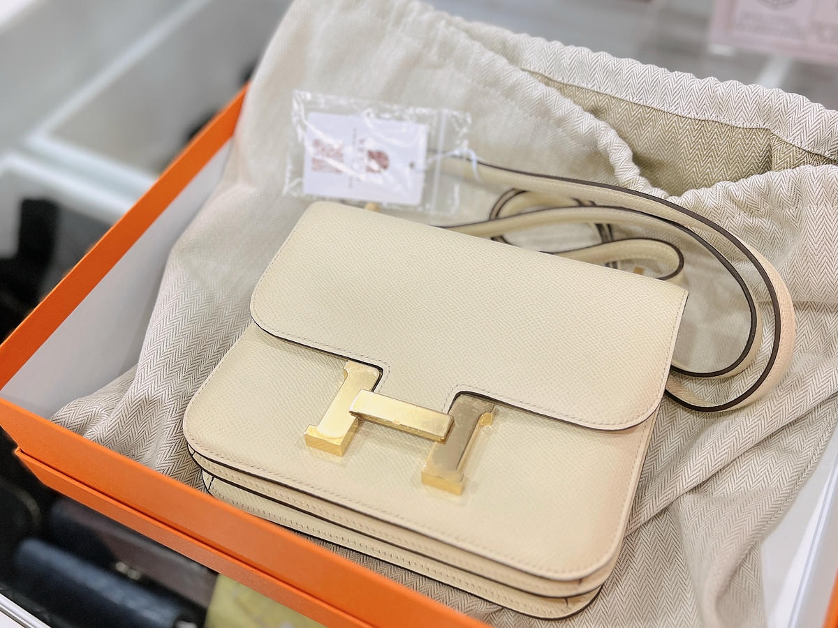 [ 二手精品店開箱 ] REBUY 蕊桃園二手精品推薦估