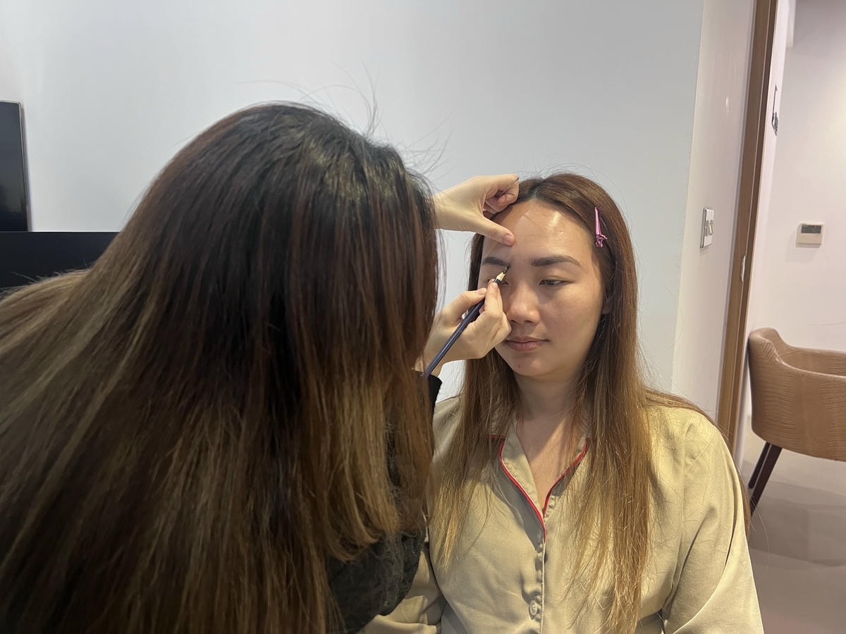 [植眉推薦]DCDC生髮診所朱冠州醫師眉毛稀疏救星!第三代