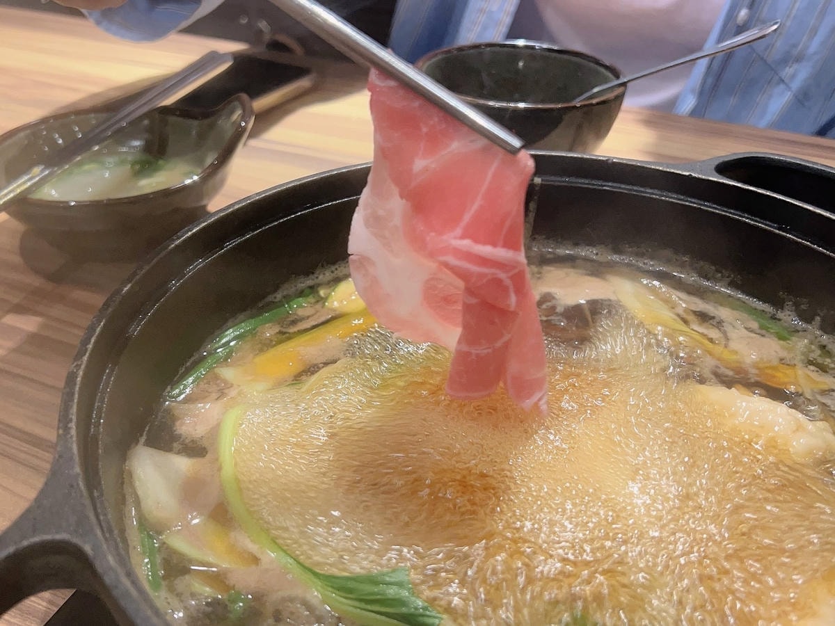 [ 桃園食記 ] 十二段鍋物堂中壢店自助吧新鮮蔬食最低29