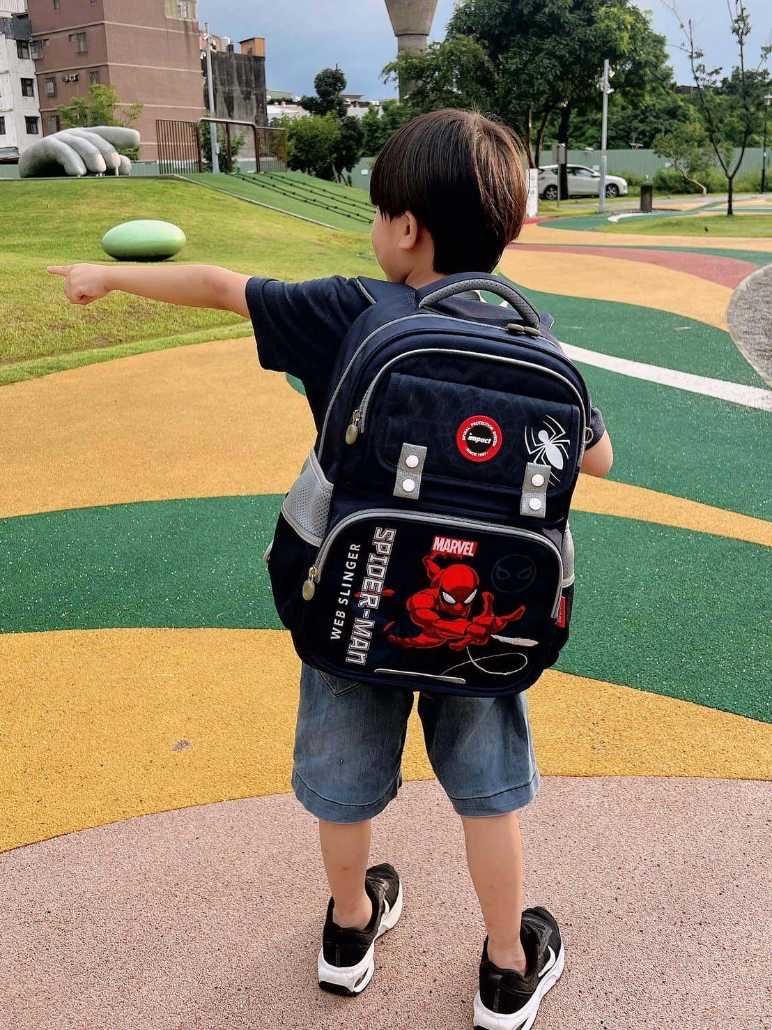 [ 護脊書包推薦 ] impact怡寶 momo 蜘