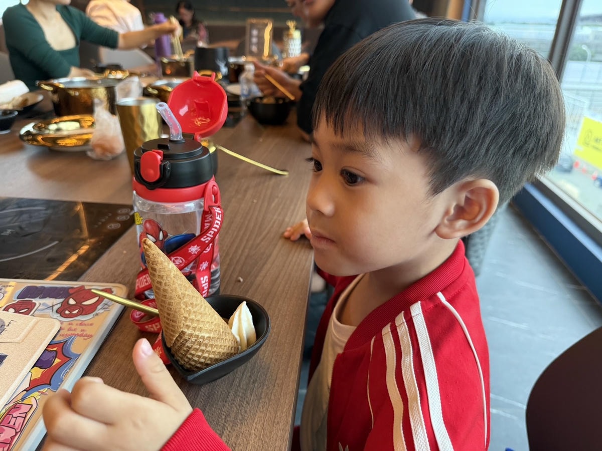 [ 桃園食記 ] 金蒔鍋物青埔旗艦店歐式奢華鍋物空間・最低