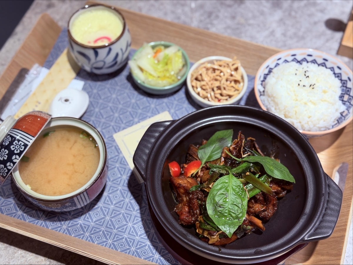 [ 桃園食記 ] 茶自點青埔新光影城店 青埔不限時餐廳 