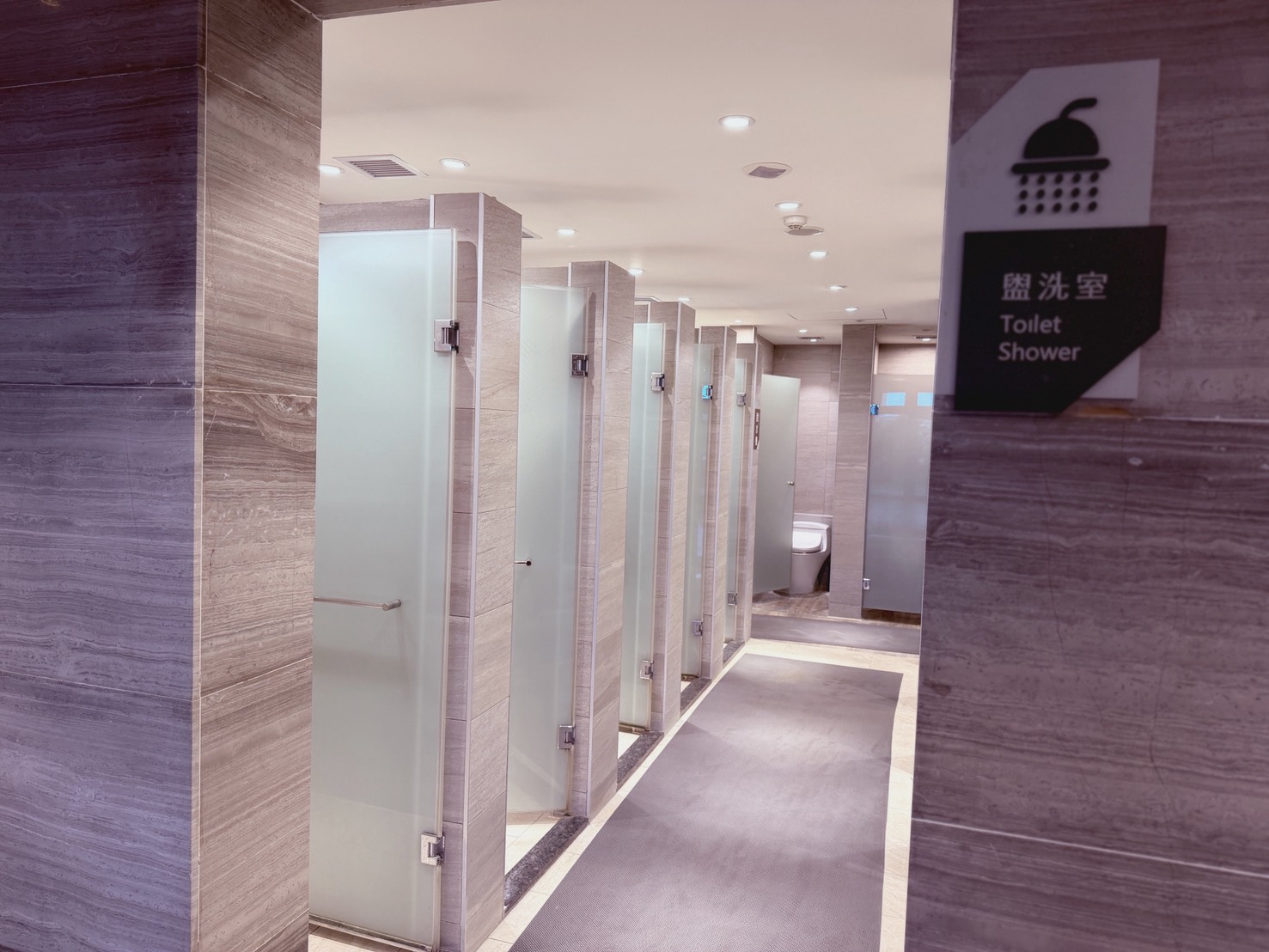 [ 宜蘭住宿 ] 村却國際溫泉酒店 |  宜蘭羅東親子住宿推薦 羅東最高夜景飯店分享