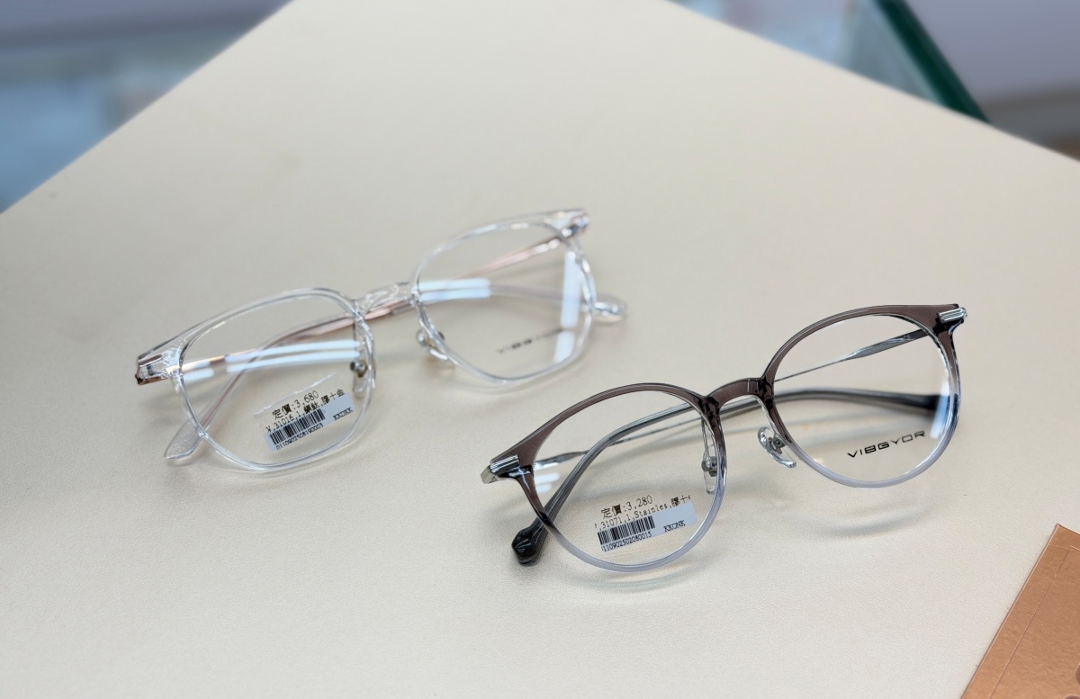 [ 眼鏡店分享 ] 中視眼鏡驗光所龜山店 龜山眼鏡店推薦，價格親民款式多