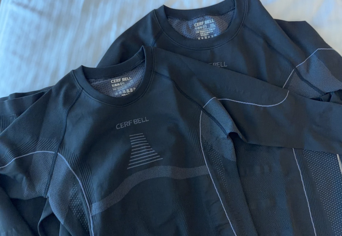 [ 發熱衣推薦 ] 體溫魔術師Cerf Bell能量石墨烯遠紅外線發熱衣、能量石墨烯發熱褲開箱 | 冬天救星冷冷天也要暖呼呼的
