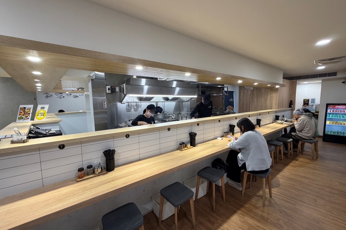 [ 桃園食記 ] 拉麵一澍龍潭店 龜山人氣拉麵插旗！龍潭中正路餐廳高 CP 值濃郁湯頭，內用免費加麵