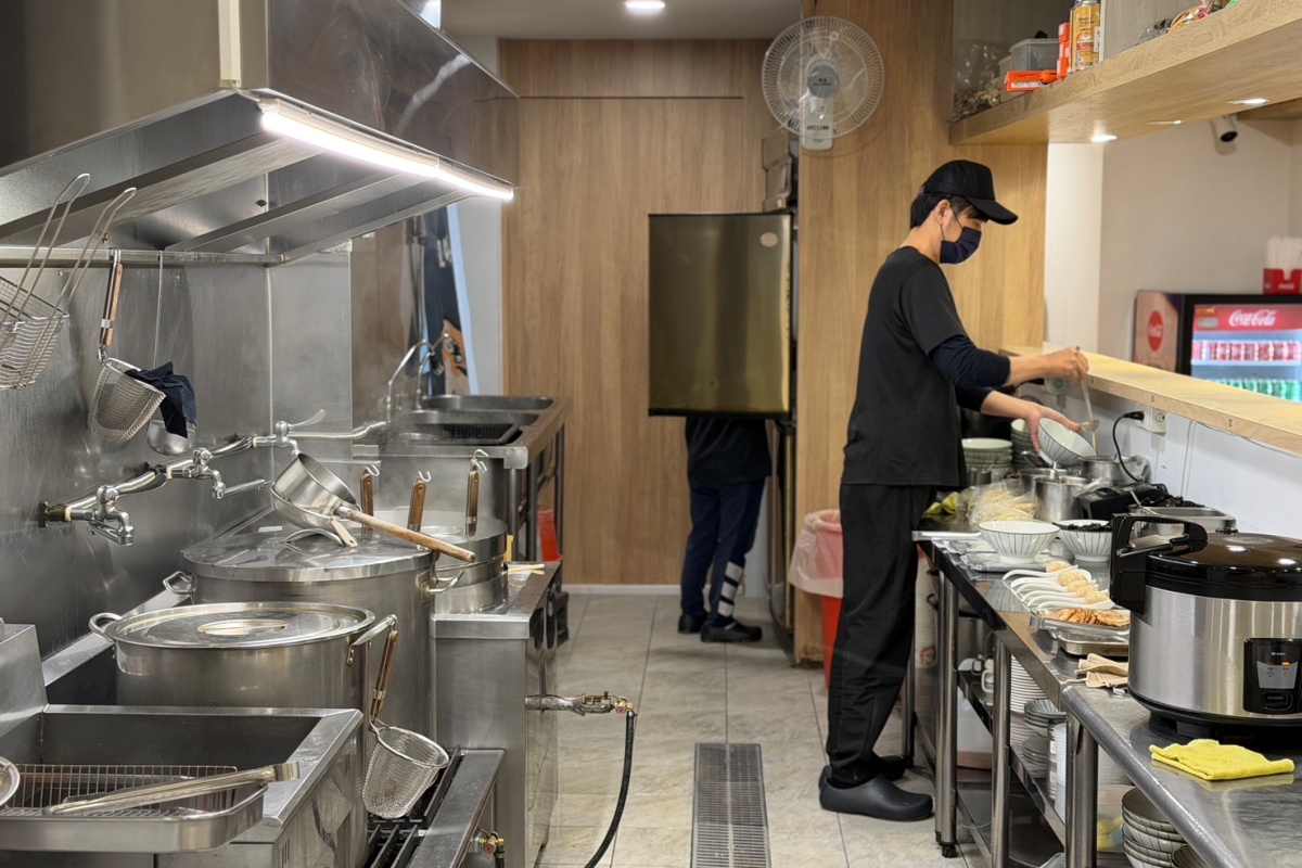 [ 桃園食記 ] 拉麵一澍龍潭店 龜山人氣拉麵插旗！龍潭中正路餐廳高 CP 值濃郁湯頭，內用免費加麵