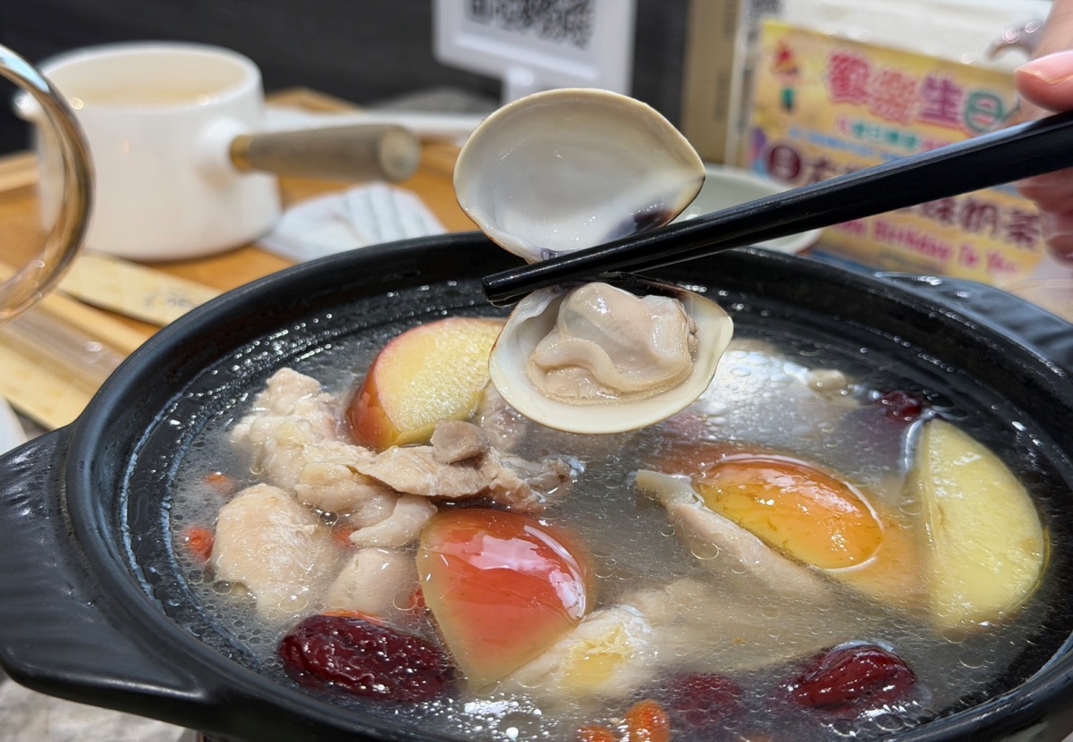 [ 桃園食記 ] 茶自點複合式餐飲中正店 桃園老字號平日不限時餐廳 ，桃園聚會餐廳分享