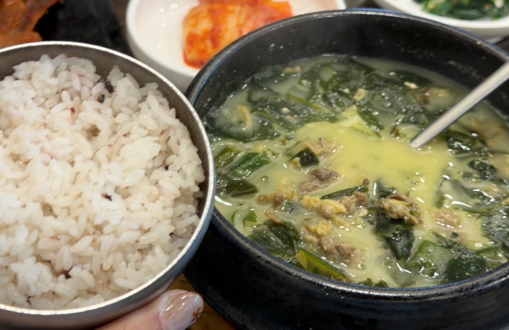 [ 釜山食記 ] 가연장 미역국정찬 海帶湯飯 | 海岸列車松亭餐廳 | 釜山當地人必吃隱藏版美食 | 松亭餐廳