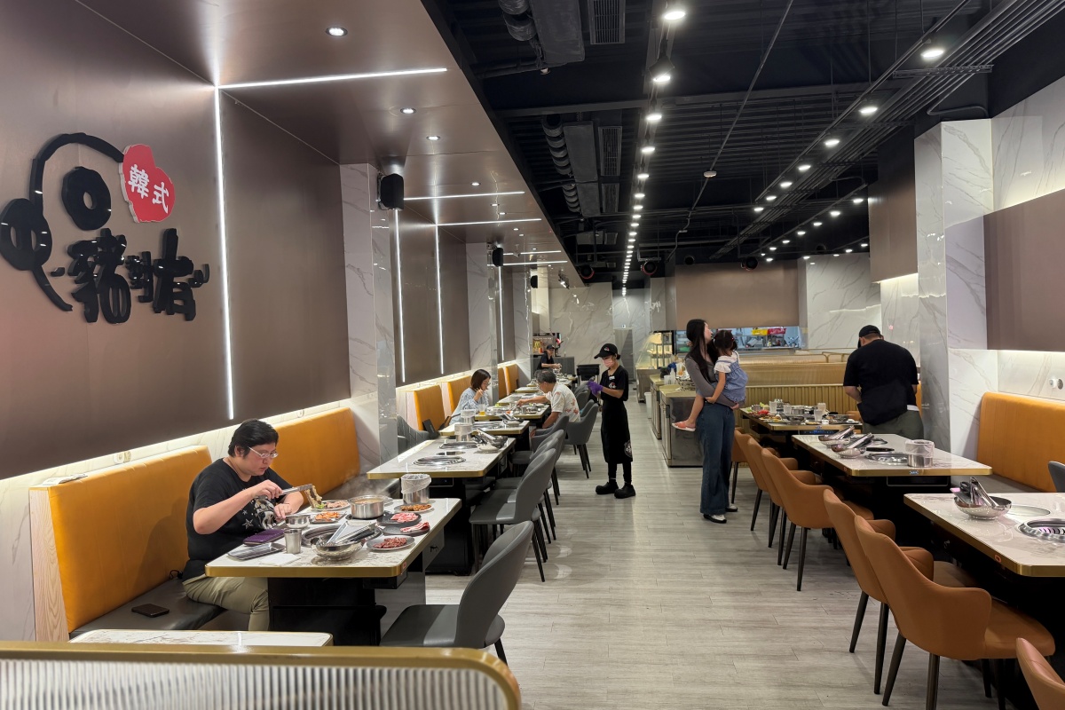 龍潭燒肉吃到飽推薦|豬隊友龍潭店全新升級菜單,牛豬雞海鮮熟食飲料無限享用,周年慶299元起超高CP值! - 第4張圖 龍潭燒肉吃到飽推薦|豬隊友龍潭店全新升級菜單,牛豬雞海鮮熟食飲料無限享用,周年慶299元起超高CP值!