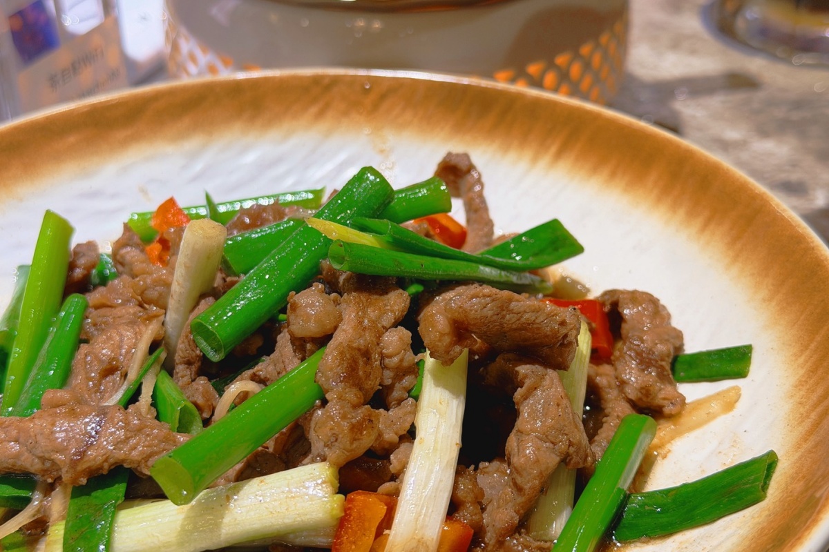 ［桃園食記］茶自點環球桃園A8店 |  桃園龜山林口聚餐餐廳分享林口聚餐餐廳推薦，長庚商圈人氣簡餐餐廳，平日不限時免費WIFI插座洽公首選餐廳
