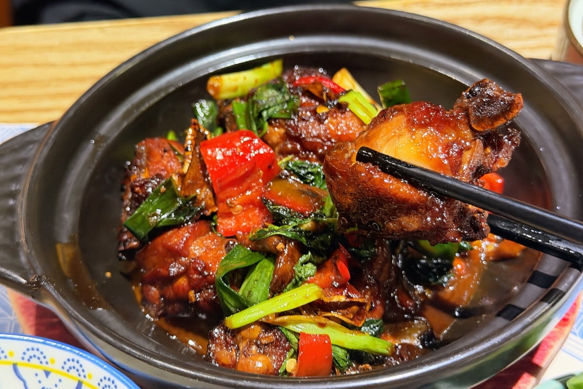 ［桃園食記］茶自點環球桃園A8店 |  桃園龜山林口聚餐餐廳分享林口聚餐餐廳推薦，長庚商圈人氣簡餐餐廳，平日不限時免費WIFI插座洽公首選餐廳