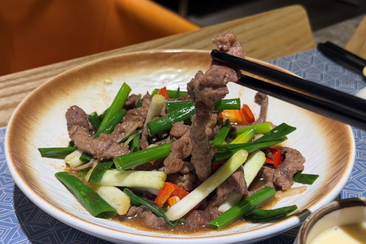 ［桃園食記］茶自點環球桃園A8店 |  桃園龜山林口聚餐餐廳分享林口聚餐餐廳推薦，長庚商圈人氣簡餐餐廳，平日不限時免費WIFI插座洽公首選餐廳