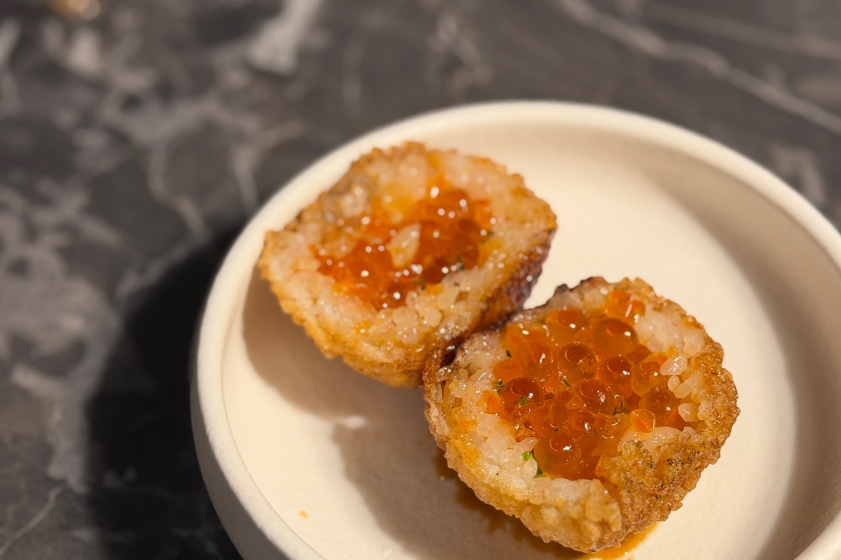 京燒肉｜台中燒肉推薦，人均1500元起爽吃A5和牛！魚子醬、海膽一上桌直接驚艷全場